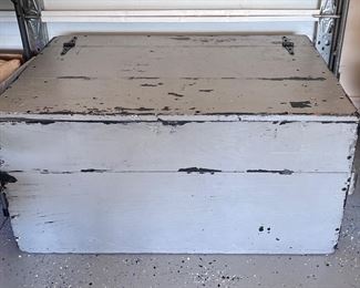 Painted distressed wooden crate