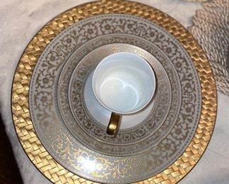 Empress China - Mandalay on Golden Weave Chargers 