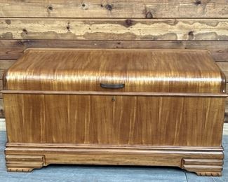 1940's Art Deco Roos Cedar Sweetheart Chest