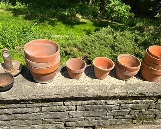 Pots 