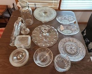 https://bit.ly/C2C06122023 Antique Dealer Estate Auction: Stoneware, Kitchen, Household, Home Decor, Antiques, Primitives, Furniture & More! Ends June 12th 7pm, everything starts at $5