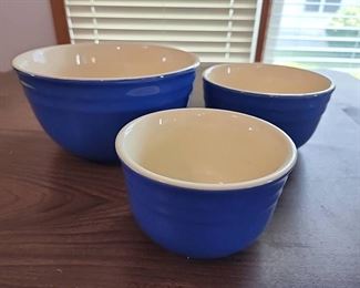 https://bit.ly/C2C06122023 Antique Dealer Estate Auction: Stoneware, Kitchen, Household, Home Decor, Antiques, Primitives, Furniture & More! Ends June 12th 7pm, everything starts at $5