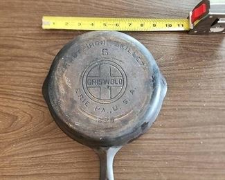 https://bit.ly/C2C06122023 Antique Dealer Estate Auction: Stoneware, Kitchen, Household, Home Decor, Antiques, Primitives, Furniture & More! Ends June 12th 7pm, everything starts at $5