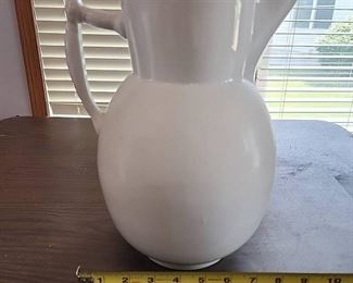https://bit.ly/C2C06122023 Antique Dealer Estate Auction: Stoneware, Kitchen, Household, Home Decor, Antiques, Primitives, Furniture & More! Ends June 12th 7pm, everything starts at $5