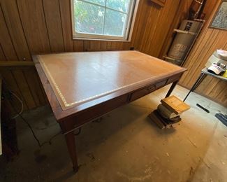 Leather Top Partner's Desk (Double Sided Desk with Drawers)