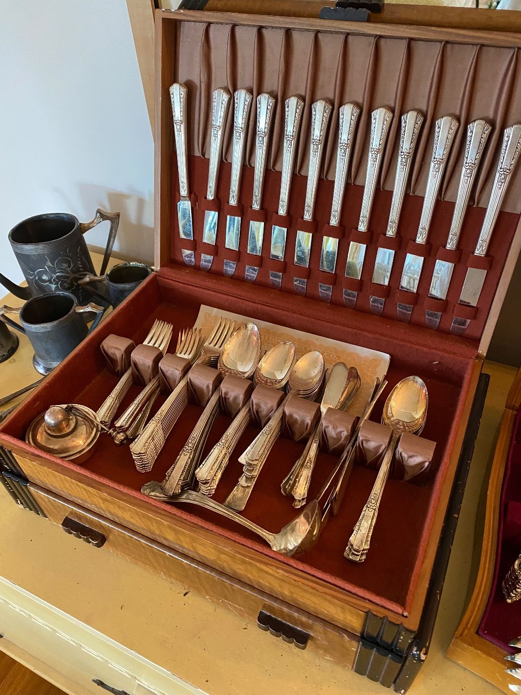 Silverware Serving Set