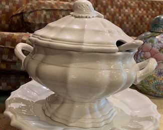 White Serving Bowl with Lid and Spoon
