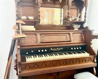 Spectacular Antique Waterloo Pump Organ