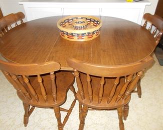 Maple dinette and 4 chairs