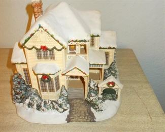 John Deere LE Christmas house 