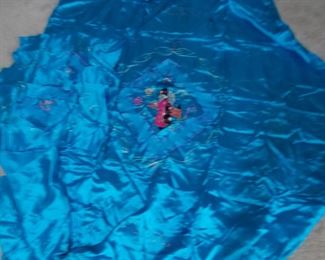 Oriental cover and 2 pillow cases