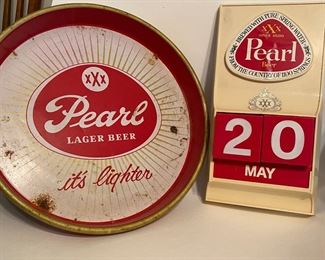 Vintage Pearl Beer tray and calendar 