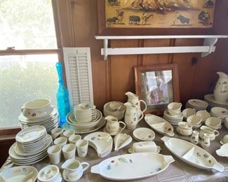 Very large collection of Franciscan Autumn dishes… many unusual pieces….
