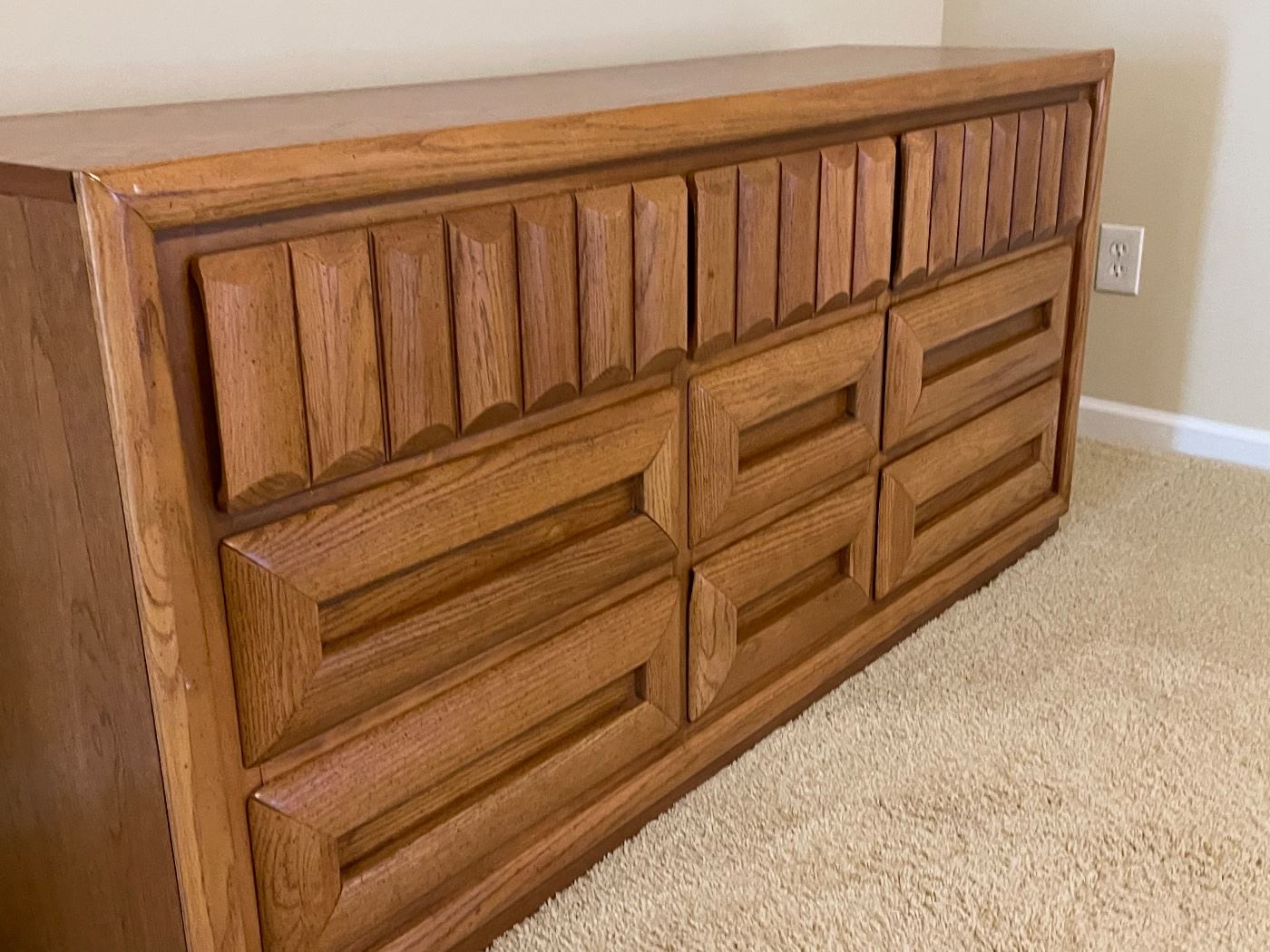 Bassett Mcm dresser with mirror