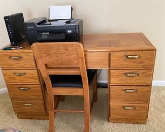 Oak wood desk