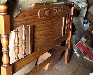 Queen head board