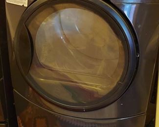 Front Load Washer and Dryer Set