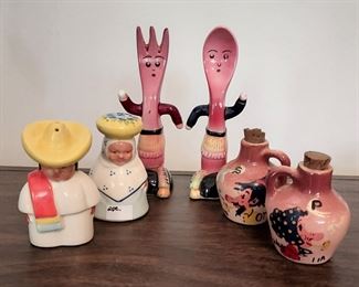 Vintage Salt/Pepper Shakers 