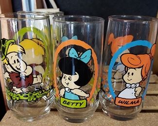 Vintage Flinstones tumblers