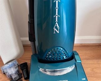 Titan Vacuum Cleaner