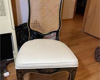 Lot 98   0 Bid(s)
Drexel Heritage Upholstered Chair