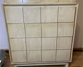 Lot 103   0 Bid(s)
MCM American of Martinsville Chest of Drawers