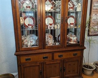 China Cabinet w/ Lights
