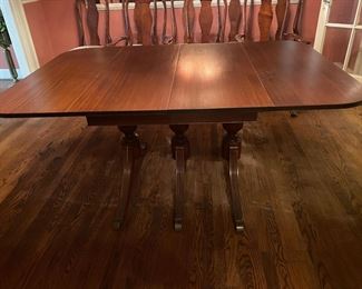 3 pedestal dining table with 3 leaves