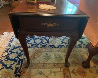 End table with drop sides