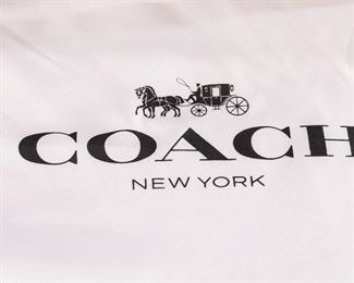 Coach like new w/ dustbag and paperwork!