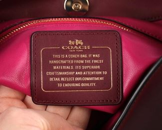 Coach like new w/ dustbag and paperwork!