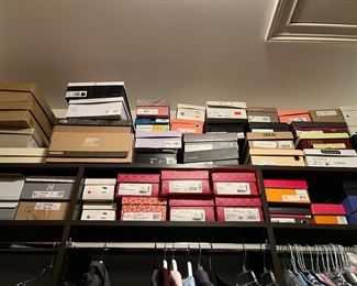 Tons of amazing shoes around a size 6 