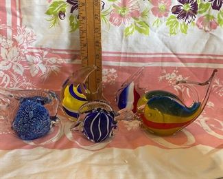 5 Fish Paperweights $26.00