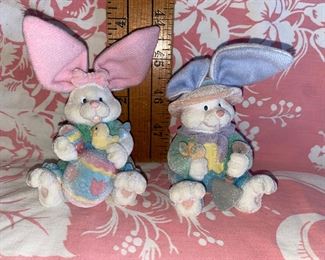 2 Fuzzy Rabbit Figurines $4.00 both 