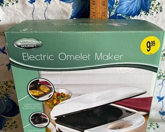 New Electric Omelet Maker $3.50