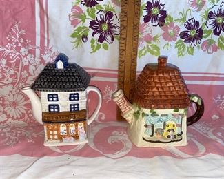 Heritage Mint House Teapots $8.00 for both 