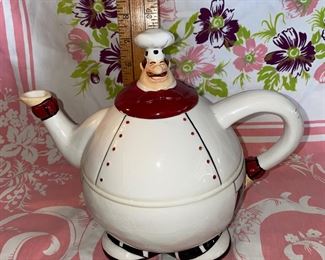 Smiling Chef Teapot $8.00