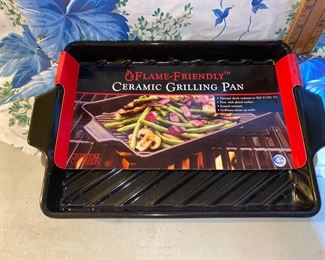 Flame Friendly Ceramic Grilling Pan $10.00 New