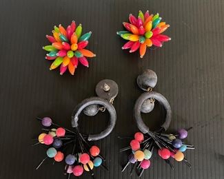 2 Pairs of Earrings One clip, one Pierced $6.00