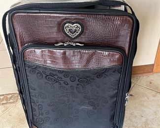 Brighton Suitcase, Picture 1 of 5