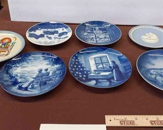 Vintage Decorative Plates