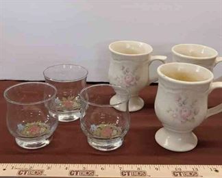Pfaltzgraff 3 Juice Glasses 3 Mugs