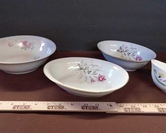 4 Decorative Rose Bowls