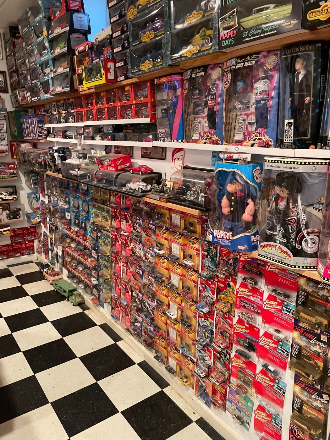 Diecast, Hot Wheels, & Figurines