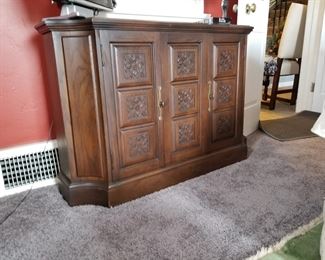 Ornate wood entry table $75 - Saturday 