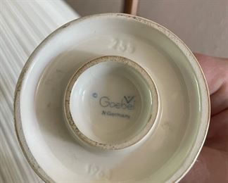 Hummel A Stitch In Time Figurine - 255