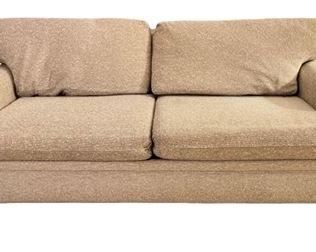Lot 044   1 Bid(s)
Saint Bernhardt Beige Sleeper Sofa
