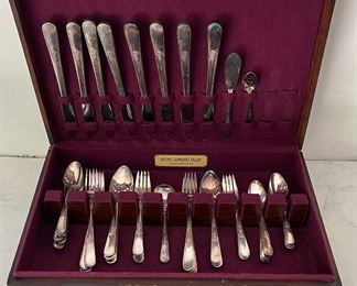Vintage Holmes & Edwards Inlaid Silver Plate Flatware Set For 8 (as Is)