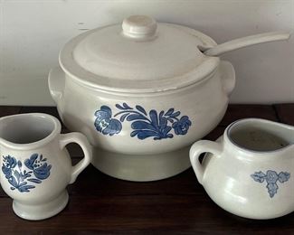 Vintage Pfaltzgraff Yorktowne Soup Tourine With Ladle, Creamer, And Gravy