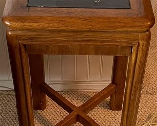 Vintage Drexel Solid Oak Side Table With Pull Out Slate Tray 